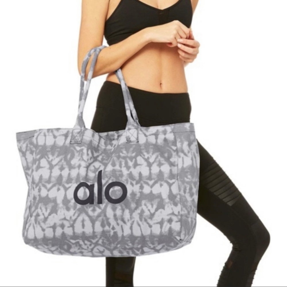 Alo yoga tote